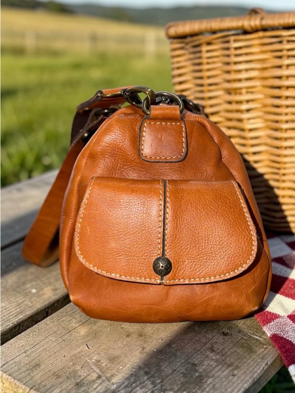 Patricia Nash Cognac Pebbled Leather Satchel Handbag Y2K Vintage Style - Picture 3 of 7